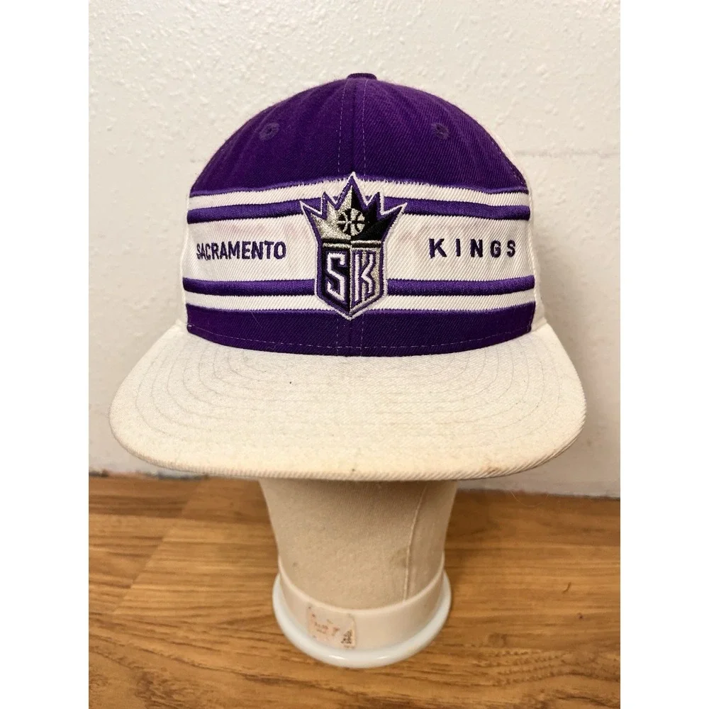 Sacramento Kings Reebok Vintage‎ Fitted Cap Hat - Size: 7 1/4